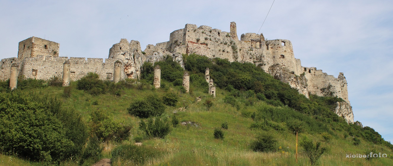 (110) zipser burg (slovakei)