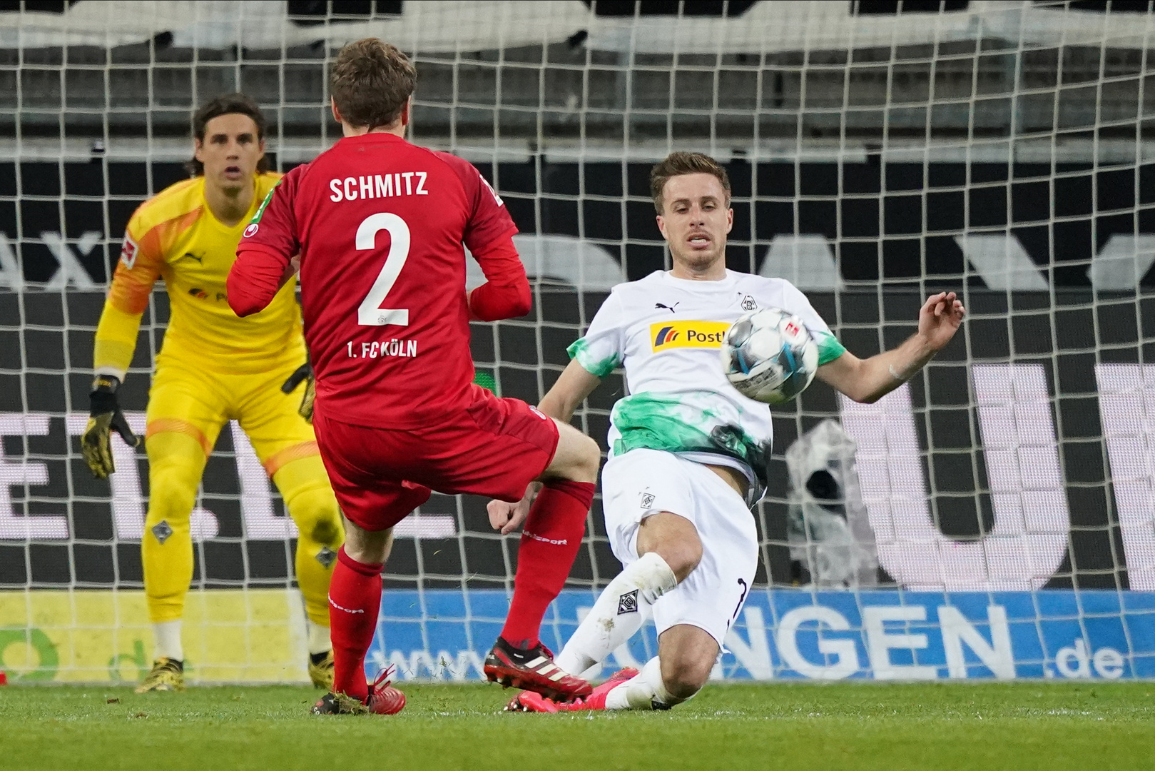 11.03.2020, Borussia Park , Mönchengladbach, GER, 1. FBL,  Borussia Mönchengladbach vs. 1. FC Köln,