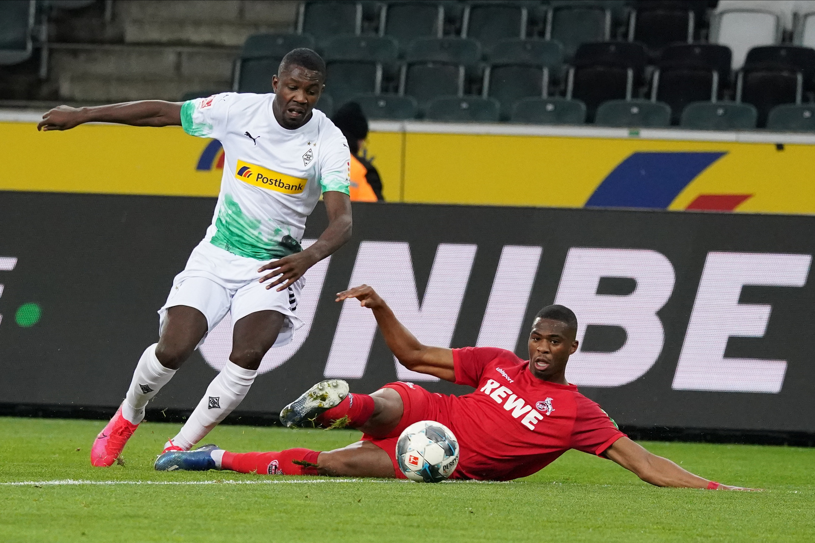 11.03.2020, Borussia Park , Mönchengladbach, GER, 1. FBL,  Borussia Mönchengladbach vs. 1. FC Köln,