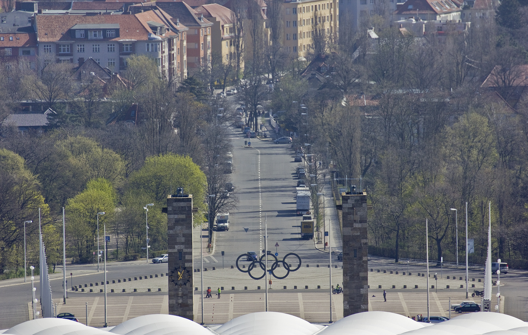 11.05 Uhr, Berlin am Olympiastadion