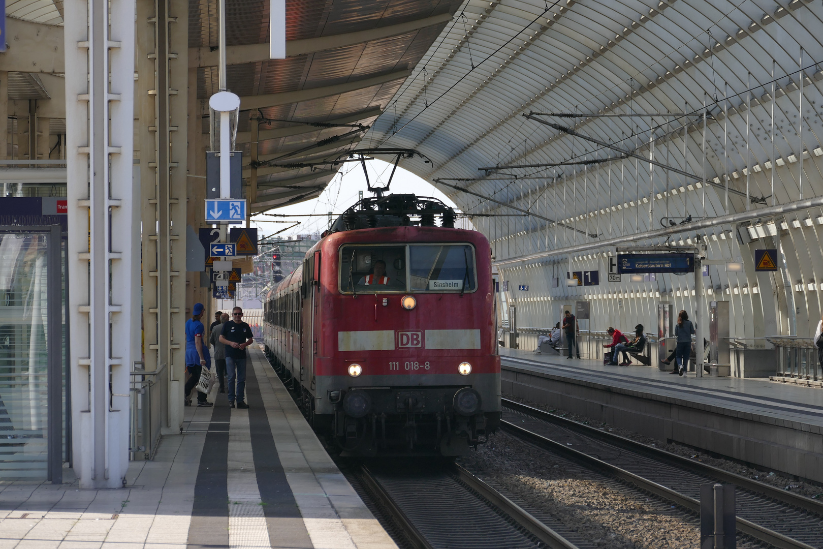 111 018 in Lu Mitte