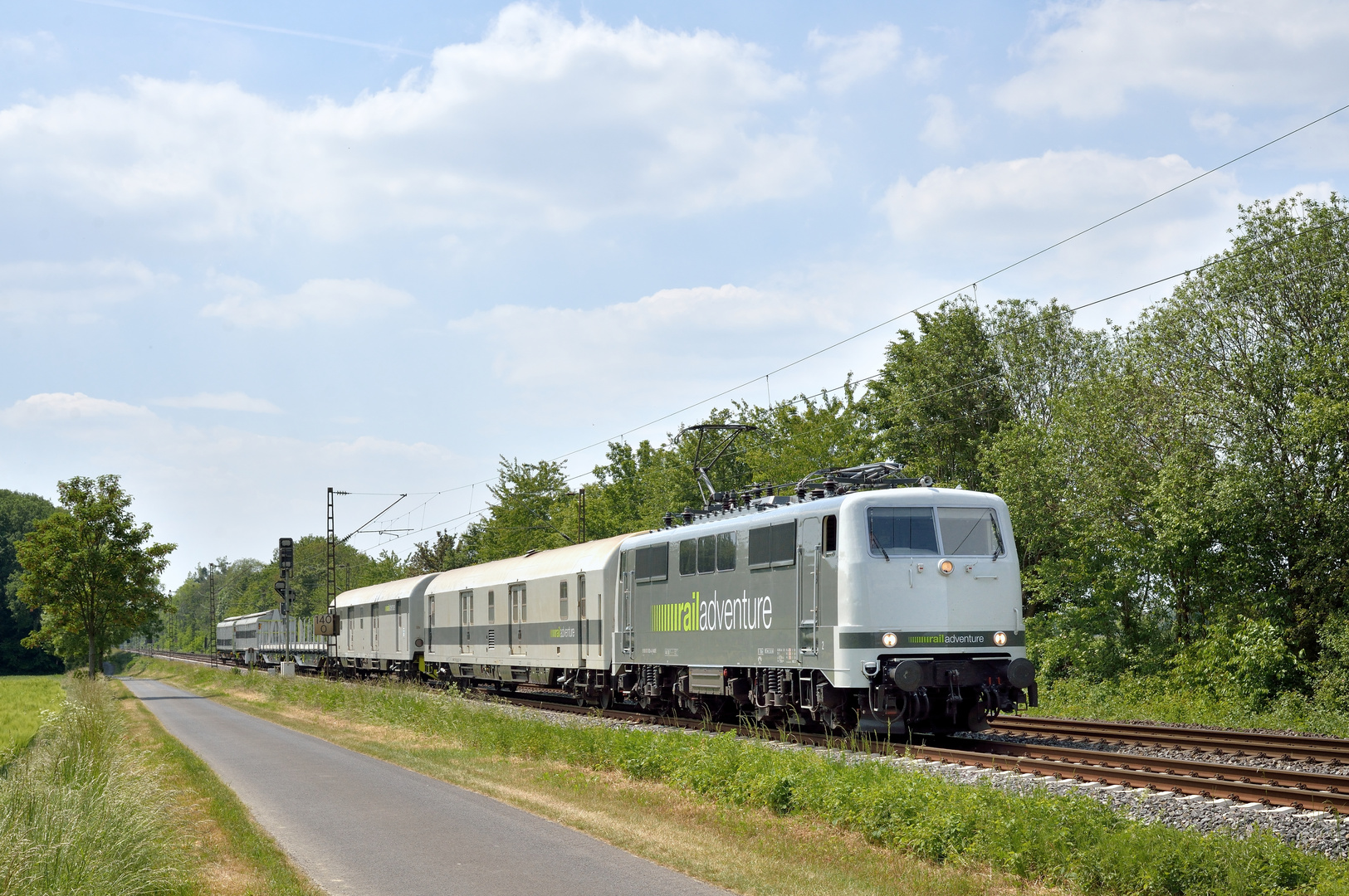 111 082-4 --Railadventure-- am 27.05.20 in Nordbögge