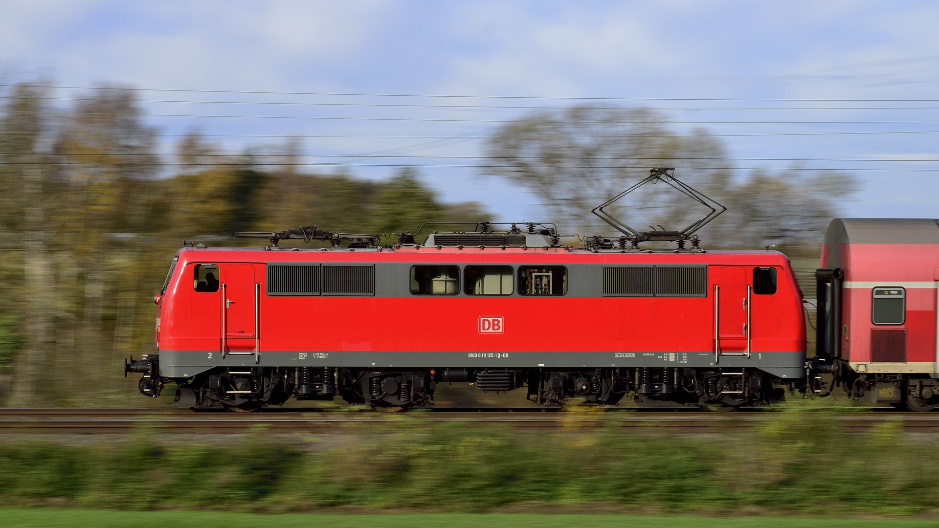 111 125 RE4 panning