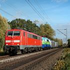 111 158 + 111 074 mit 189 862 + 113 --Akiem-- am 25.10.22 in Bergkamen