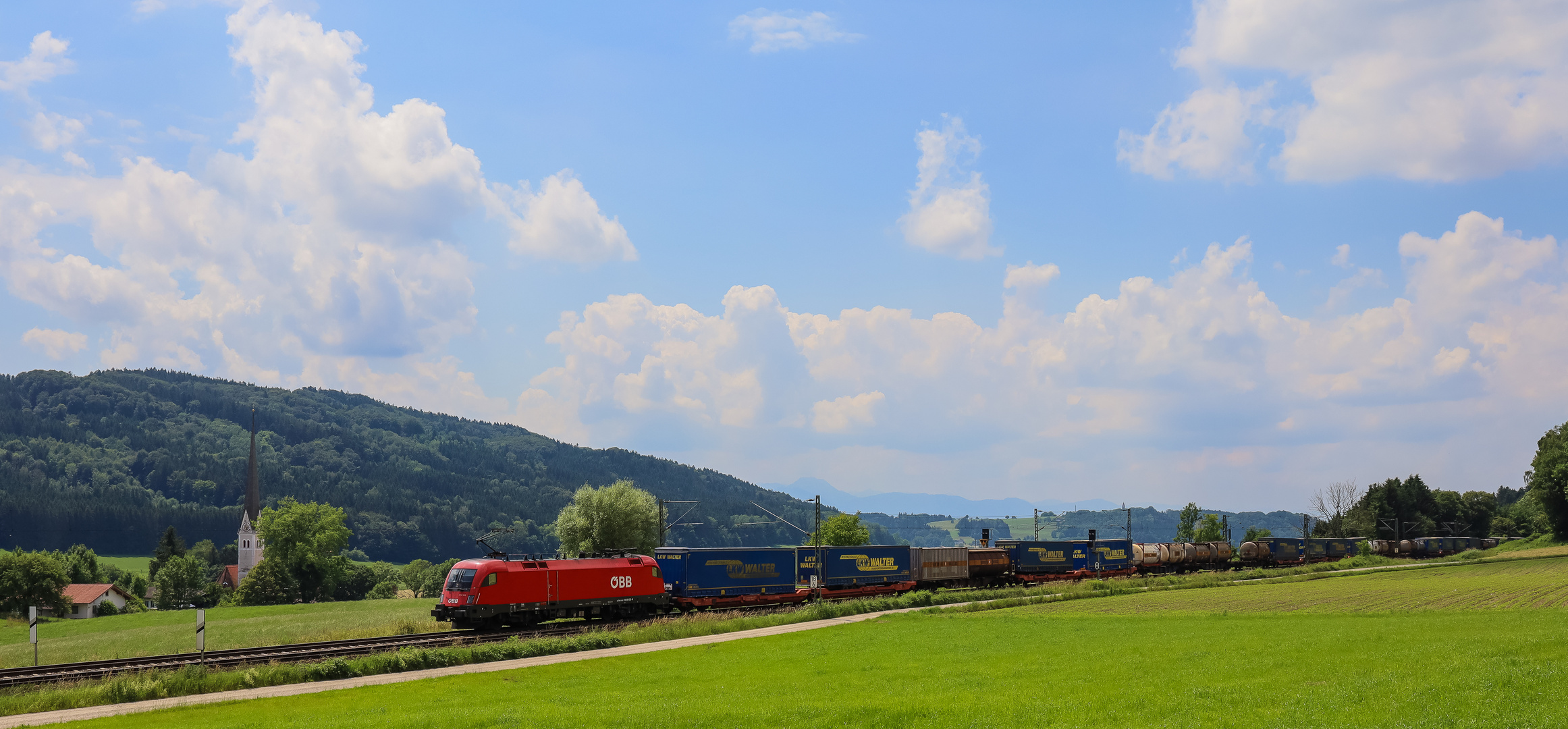 1116 188 vor Containerzug