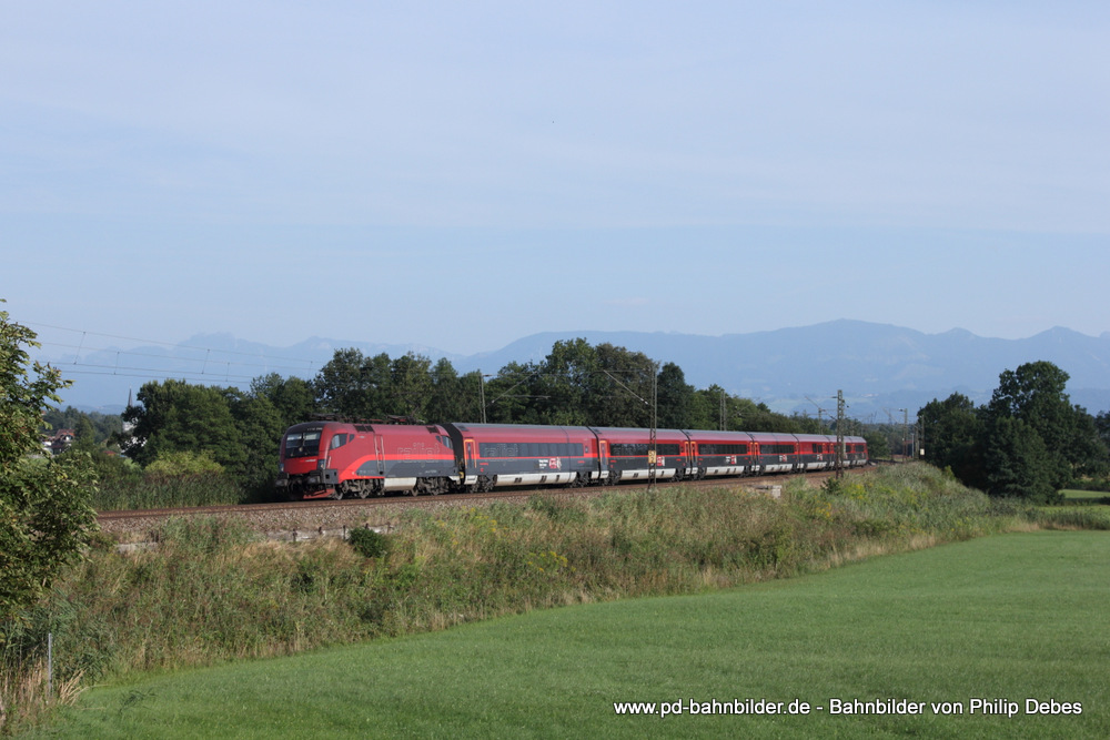 1116 206 (ÖBB) mit einem Railjet