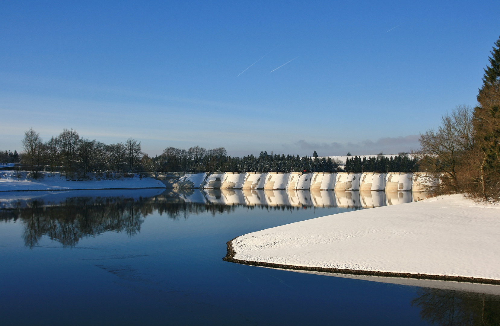 11182 Winter am Bütgenbacher See