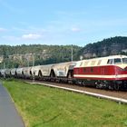 118 719 mit einem Getreidezug bei Rathen nach Bad Schandau Ost am 03.08.2015