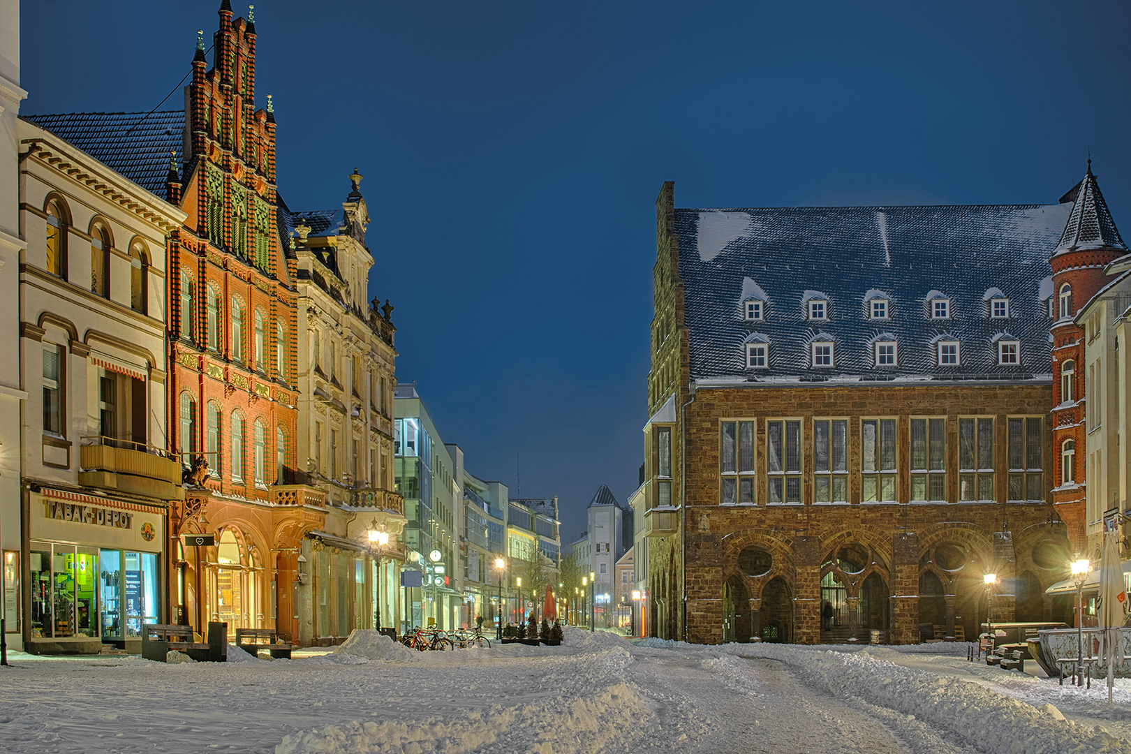 1187SB-92SB Marktplatz Minden Winter Schnee beleuchtet