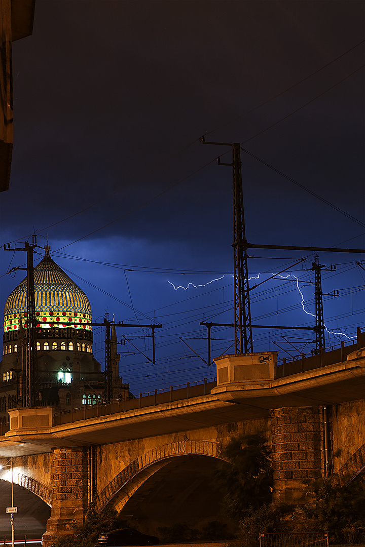 11.9.2011 21:31 Uhr Gewitter über Dresden
