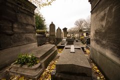 11E Arr - Cimetière du Père Lachaise - 01