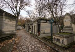 11E Arr - Cimetière du Père Lachaise - 14