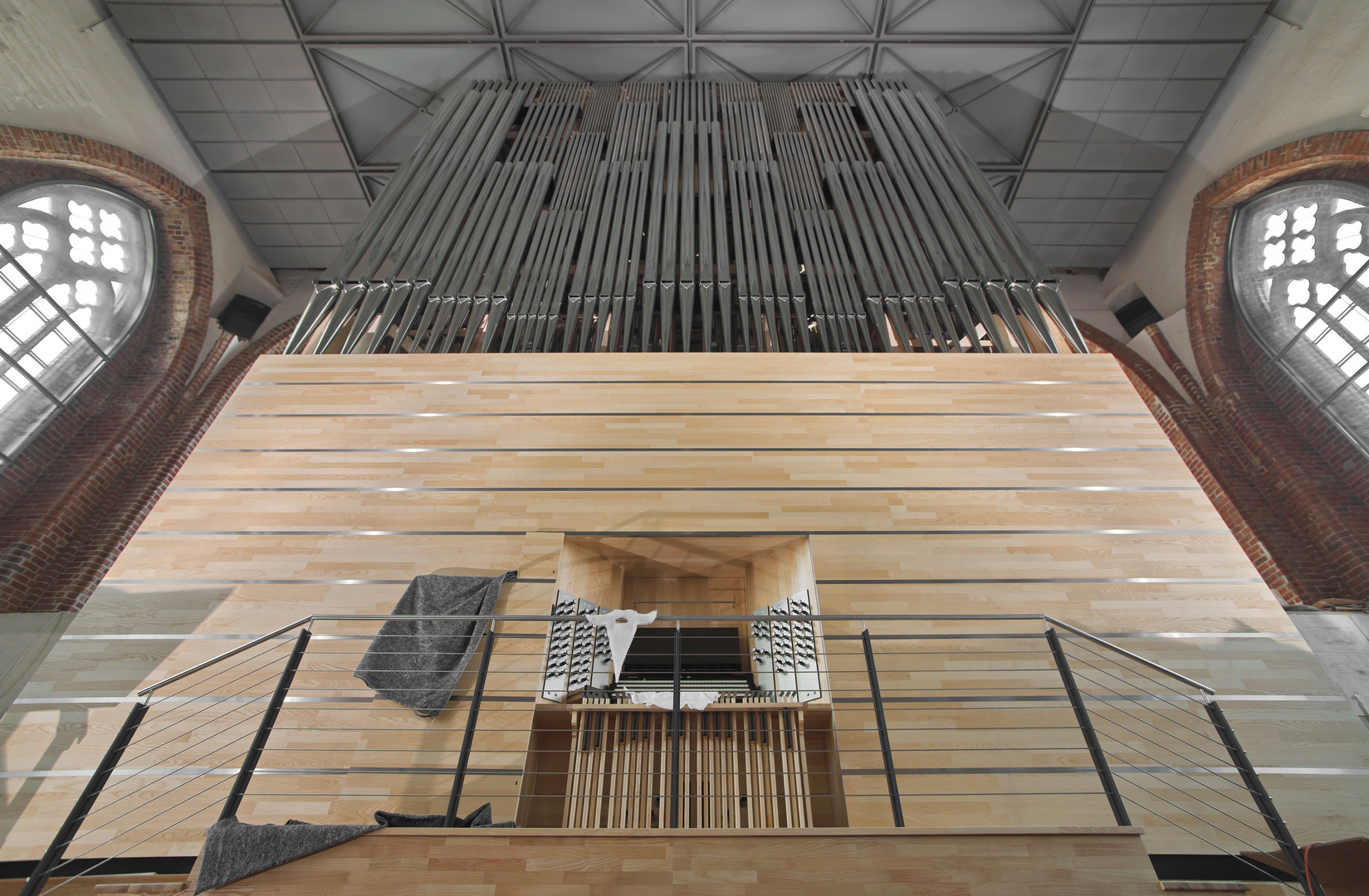 12 Meter Orgel ..