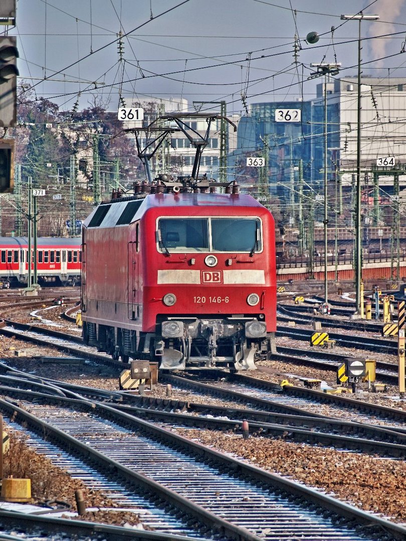 120 146-6 Stgt.- Hbf