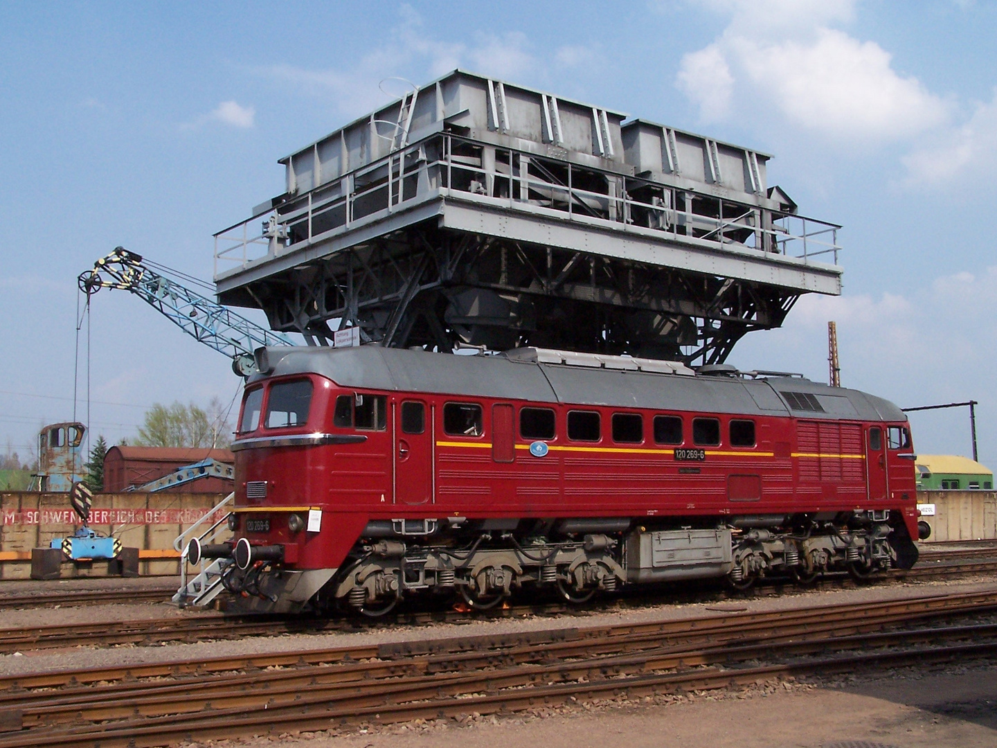 120 269 unter dem Hochbunker