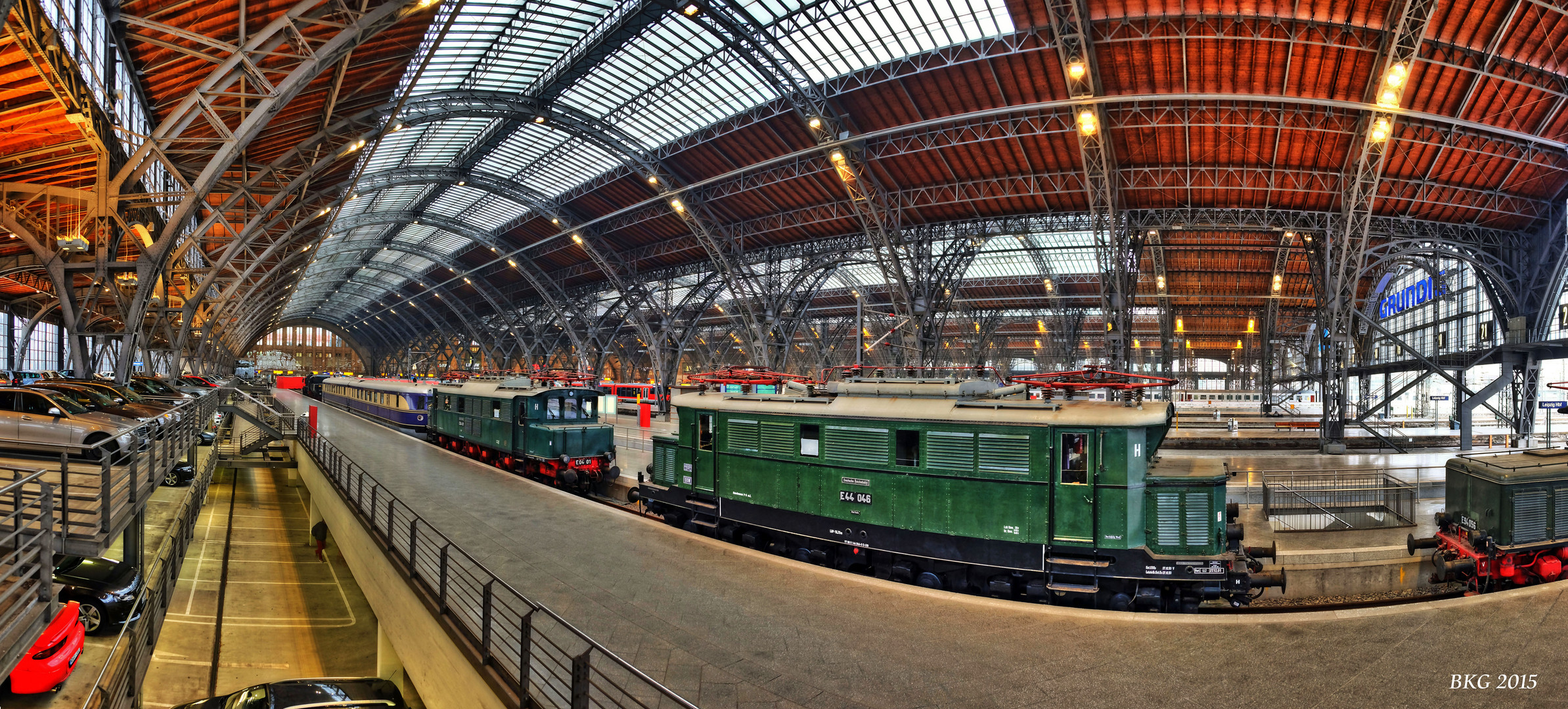 120 Jahre Bahngeschichte, Hauptbahnhof Leipzig mit historischen Fuhrpark 