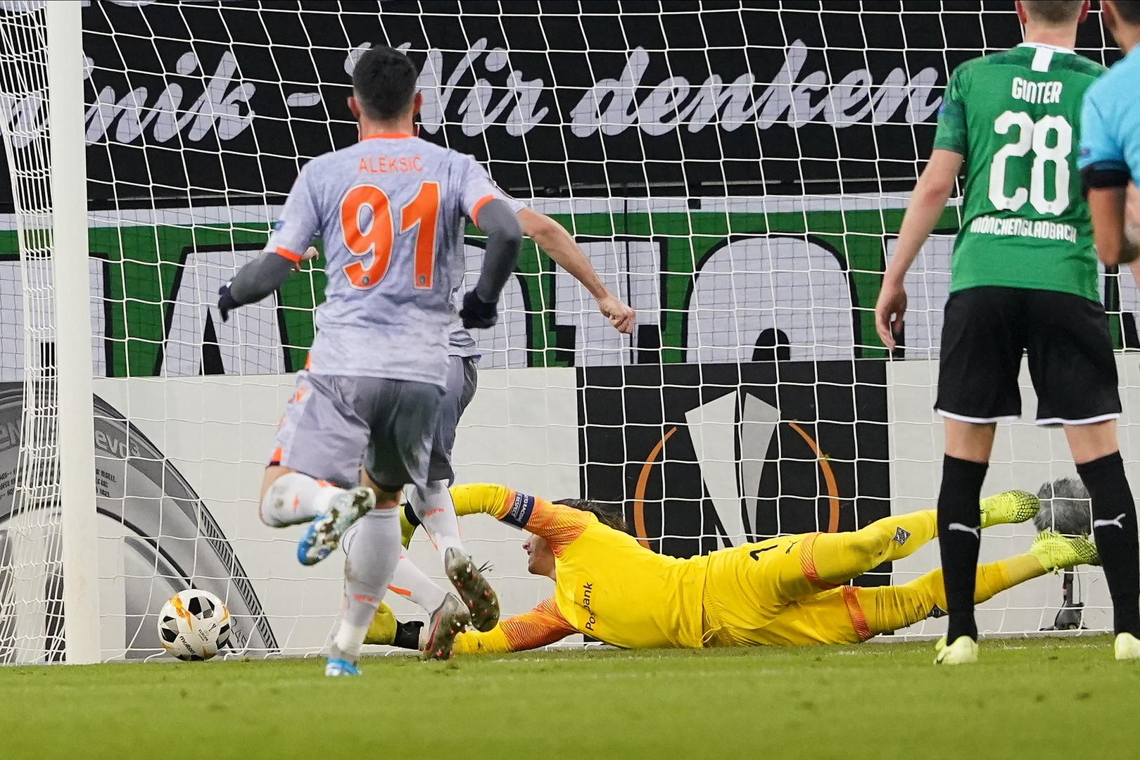 12.12.2019, UEFA  EL, Borussia Mönchengladbach (GER) vs. Istanbul Basaksehir FK (TUR)