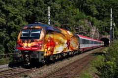 1216 019 "Verdi-Wagner" am Brenner