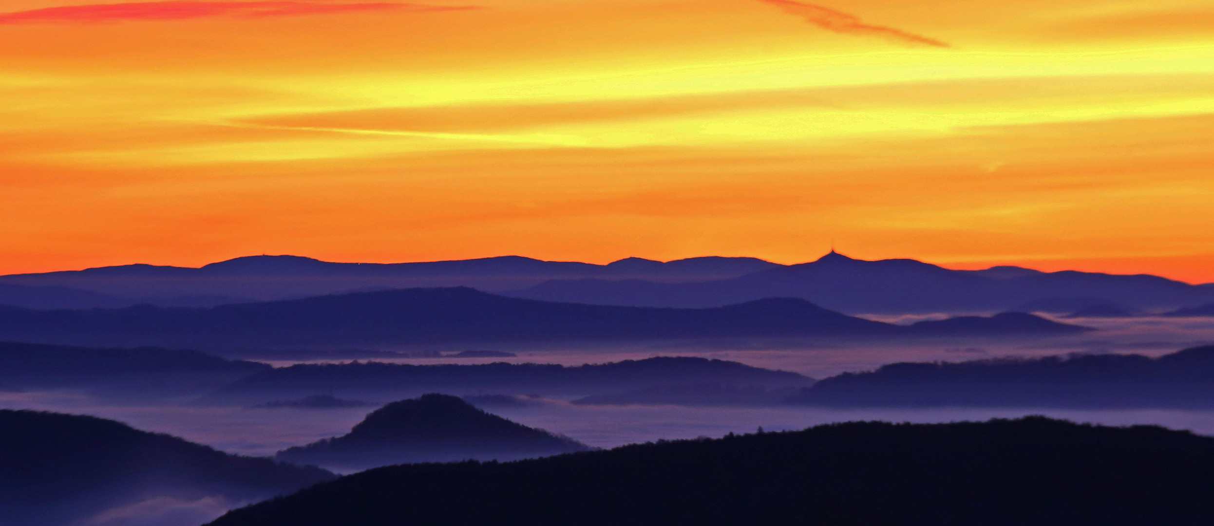 123km Blick neu bearbeitet mit der Schneekoppe aus dem Jahr 2022...