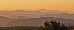 124 km Blick zur Schneekoppe von der Naklerovska vysina...