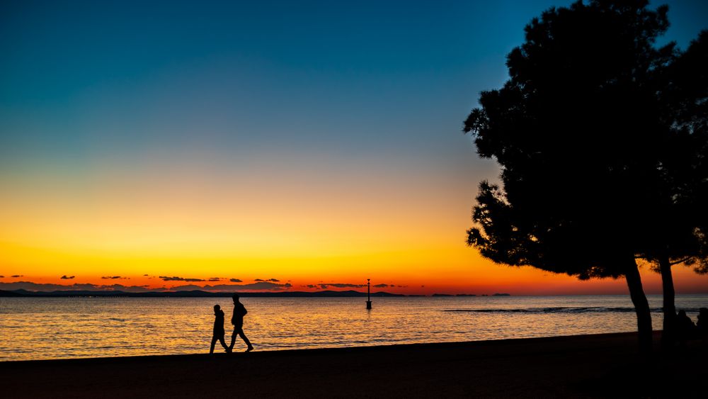 Sonnenuntergang -Blaue Stunde von Friedhelm Auer