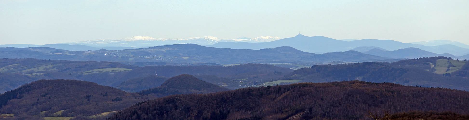 125 km-Riesengebirgsblick von der Nollendorfer Höhe und es gibt immer noch eine Steigerung,denn...