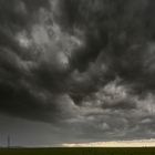 13.03.2023 um 16 Uhr 30, Gewitter mit Alarmstufe Rot wurde angekündigt, das Wolkenbild musste ich...