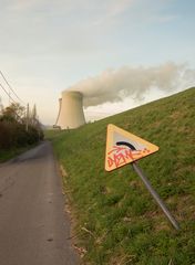 137 - Scheldemondstraat with Cooling Towers of the Nuclear Plant