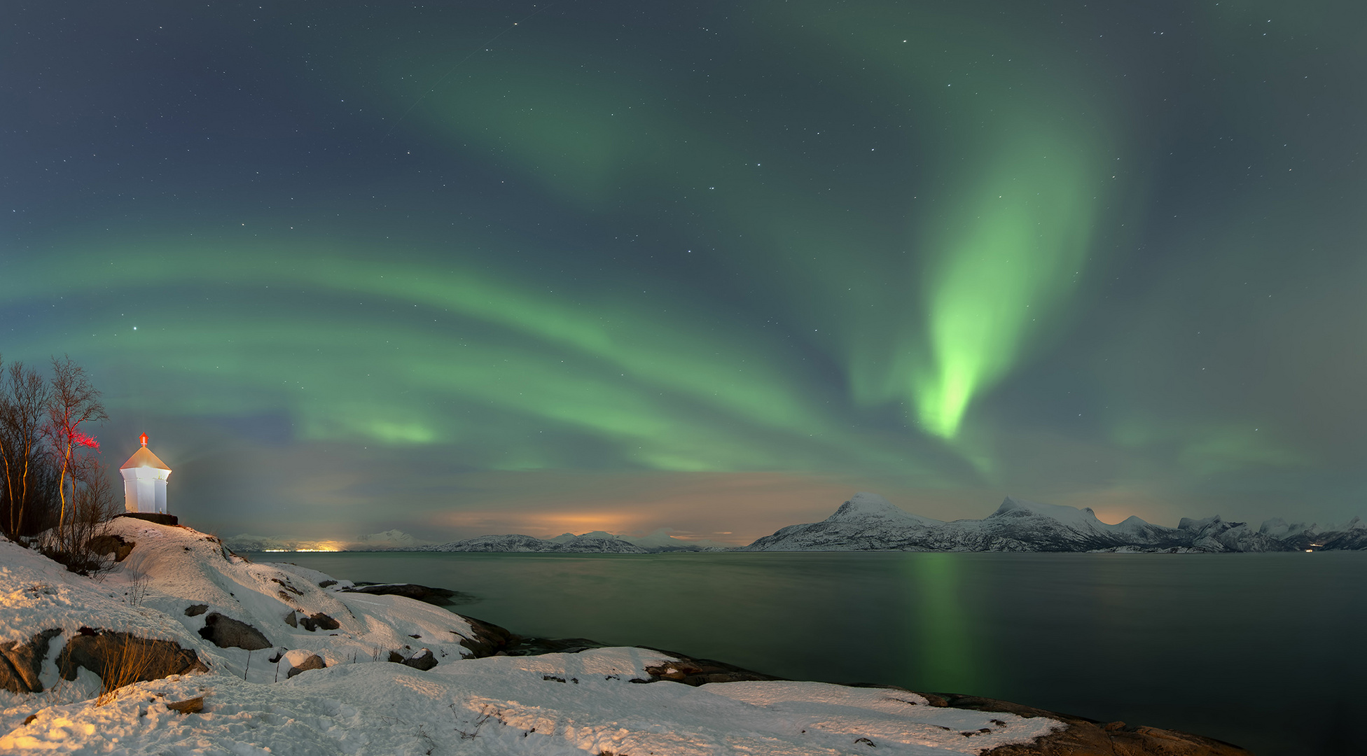 1380L+82L Tysfjord Norwegen Panorama Nordlicht