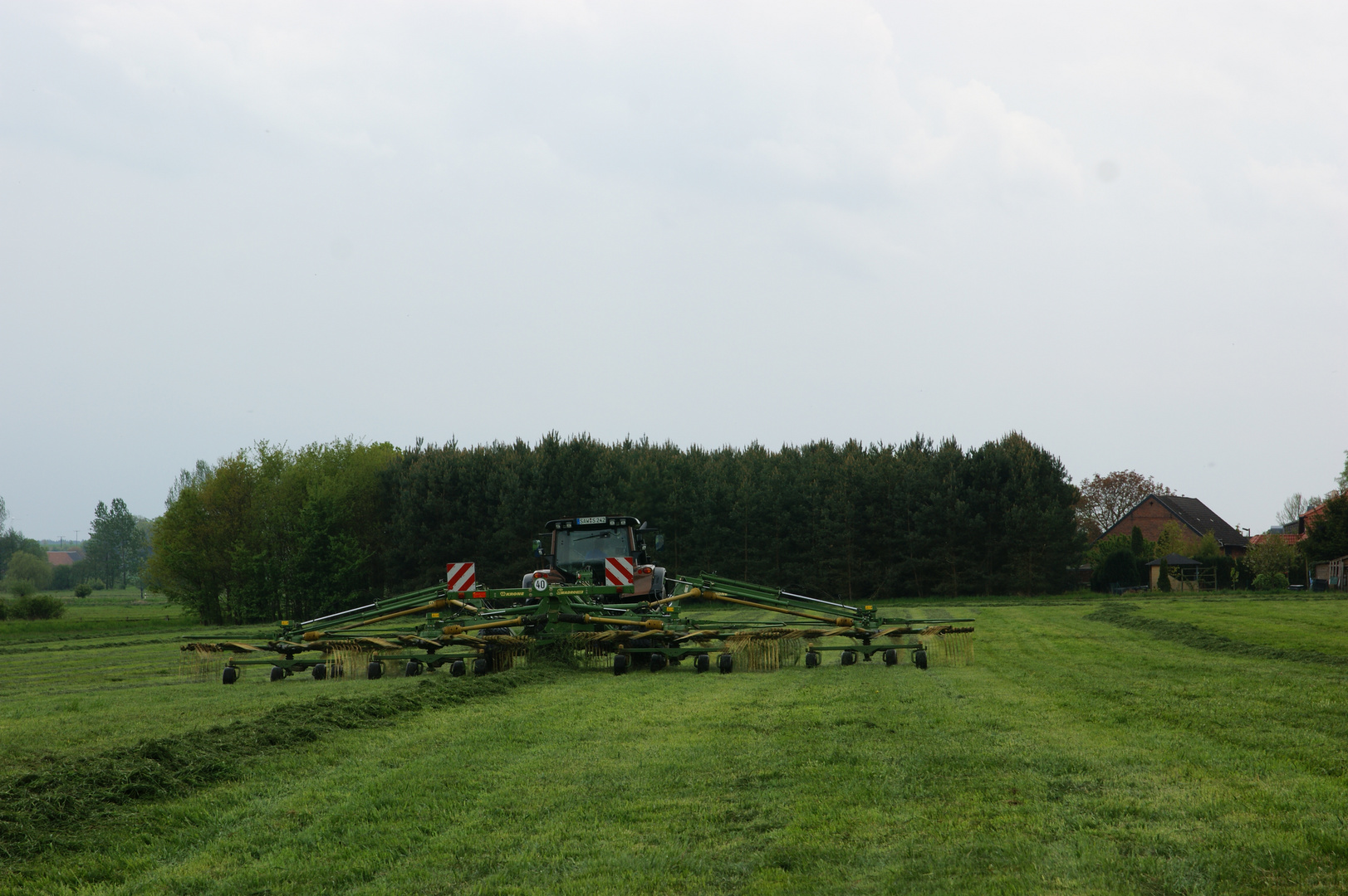 14-Meter 4-Kreiselschwader von KRONE