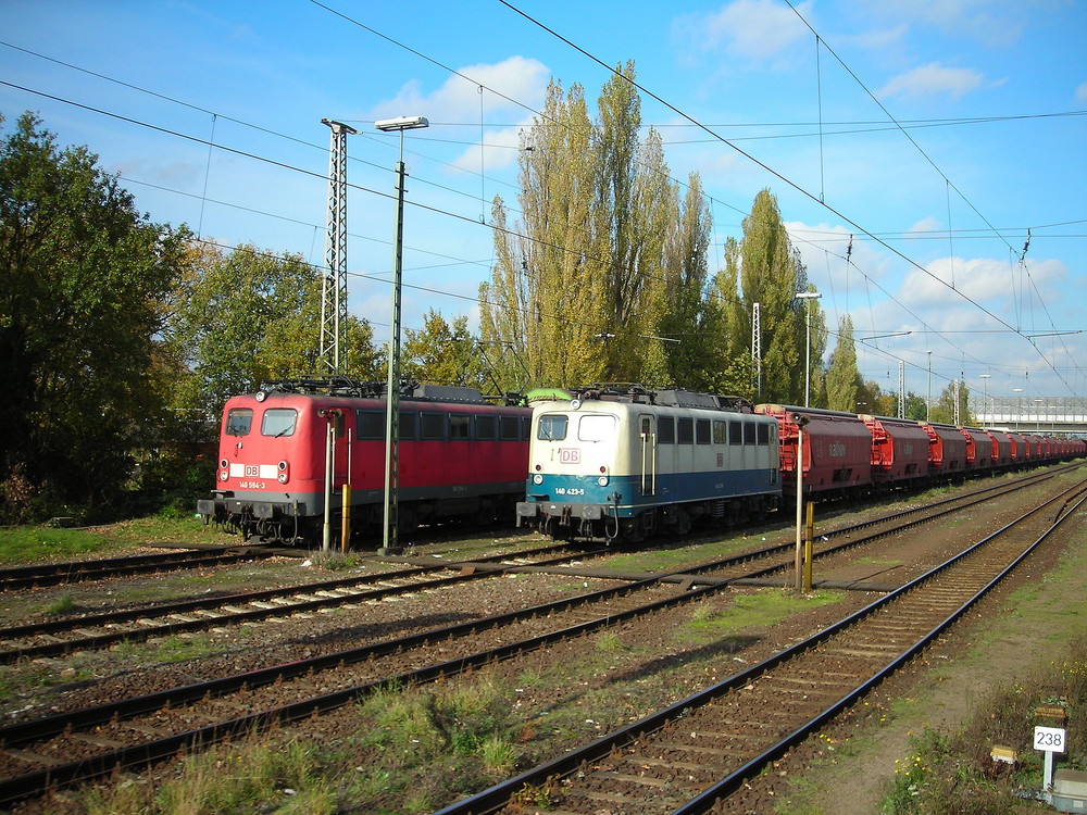 140 594 and 140 423 in Lehrte