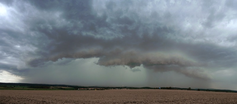 14.08.2011 - Gewitter mit Böenftont bei Mörsdorf