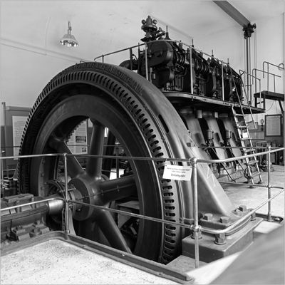 14.11.25 ## 1911 Stromaggregat mit Dieselmotor ## Für NadineSchu ;-))