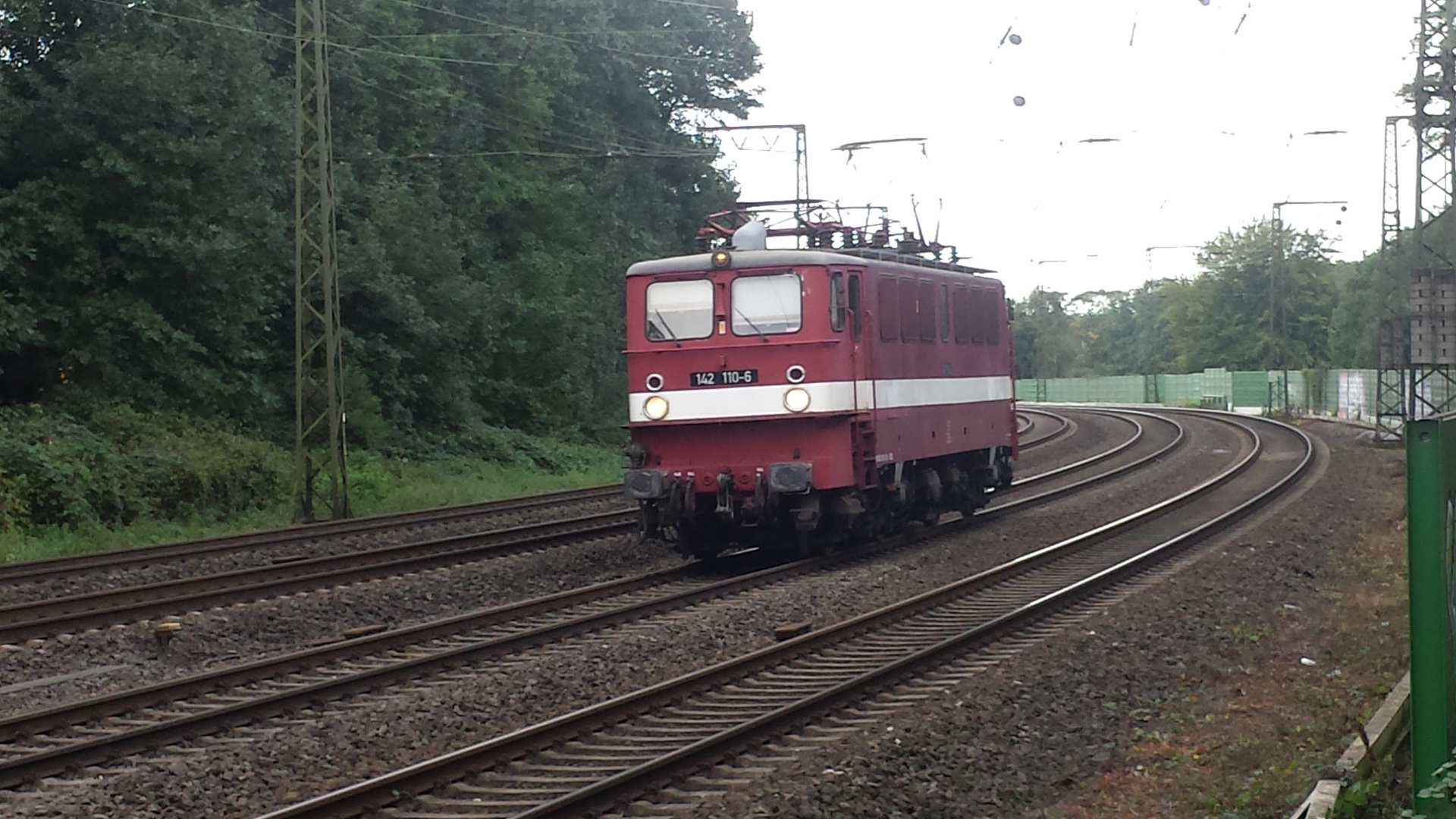 142 110-6 am 17.09.2017 am Abzweig Duisburg-Lotharstrasse Richtung Oberhausen