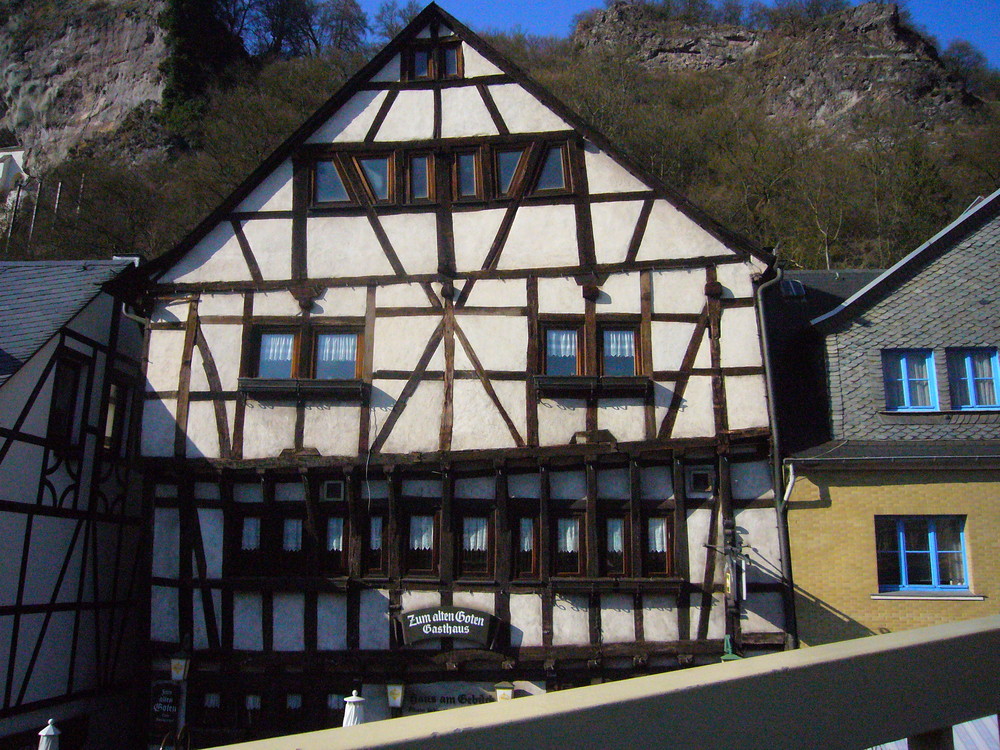 1420 - steinalt