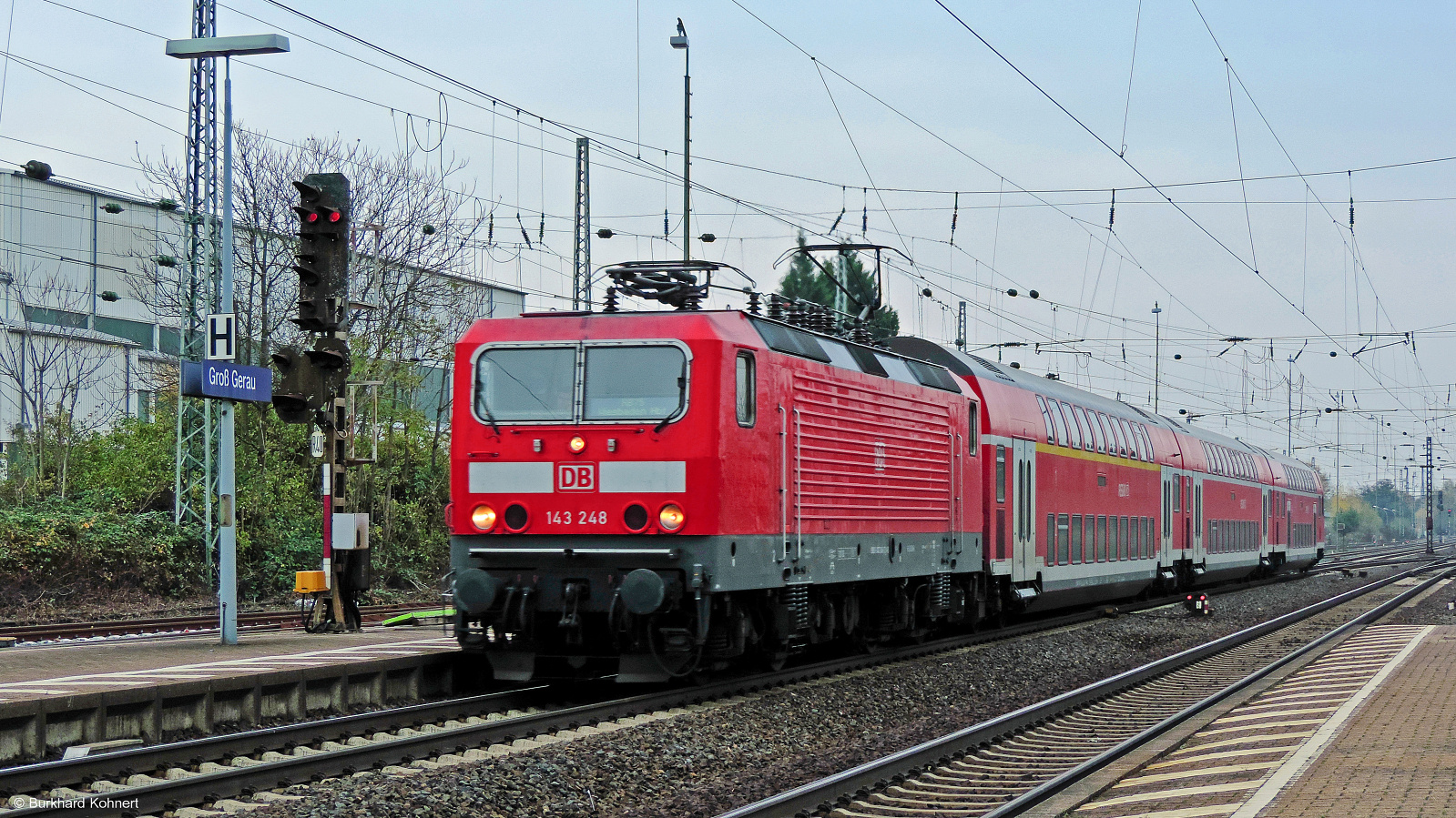 143 248 mit Doppelstockwagen