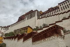 144 - Lhasa (Tibet) - Potala Palace