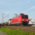 145 003 mit einem gem. Güterzug