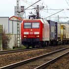 145 005-5 mit einem gem. Güterzug