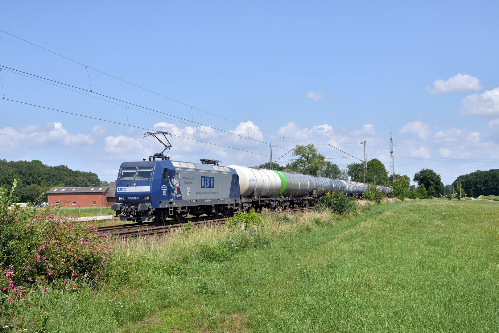 145 072-5 --RBH-- am 22.06.20 in Hamm Neustadt