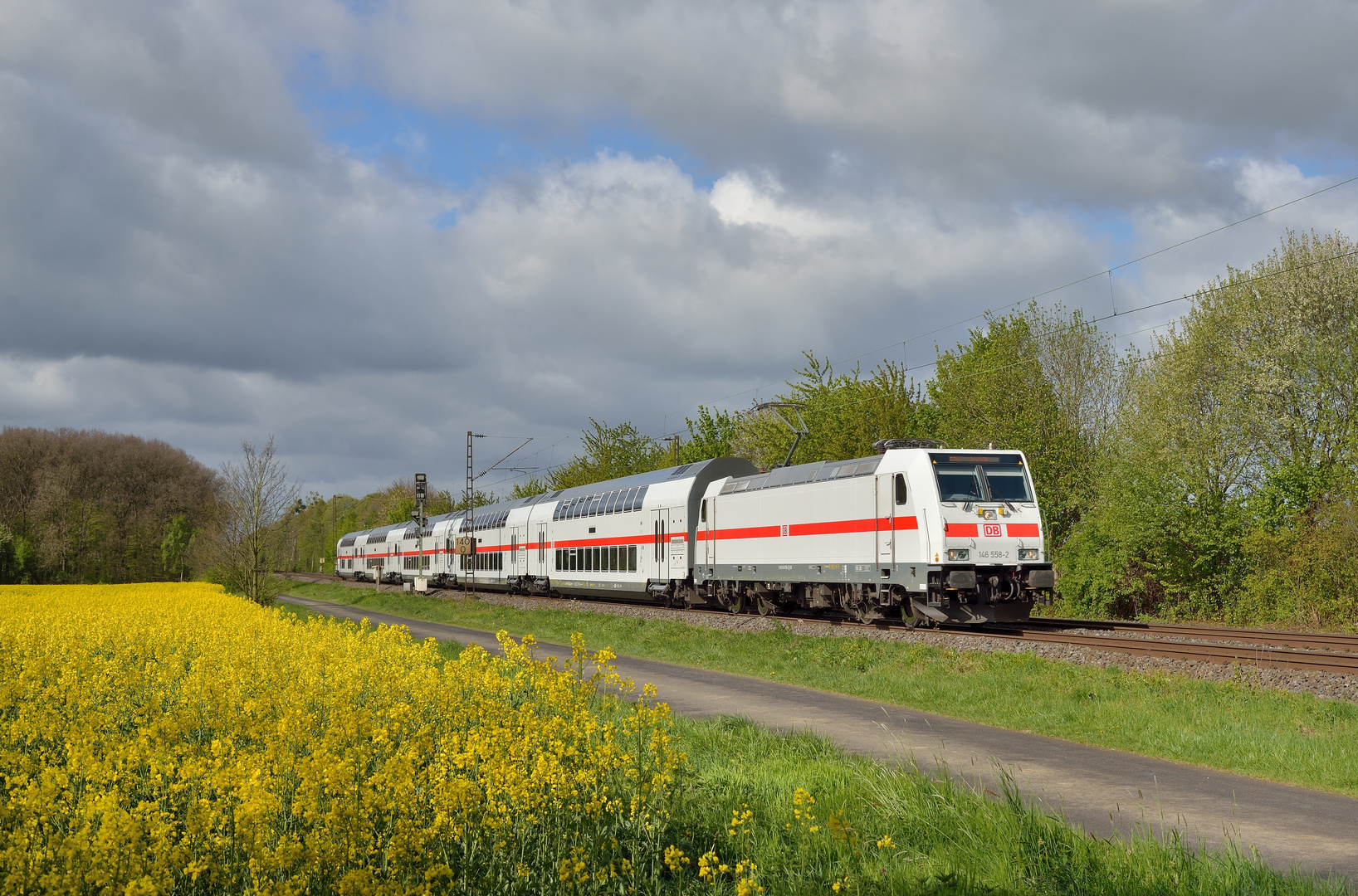 146 558-2 am 22.04.17 in Nordbögge