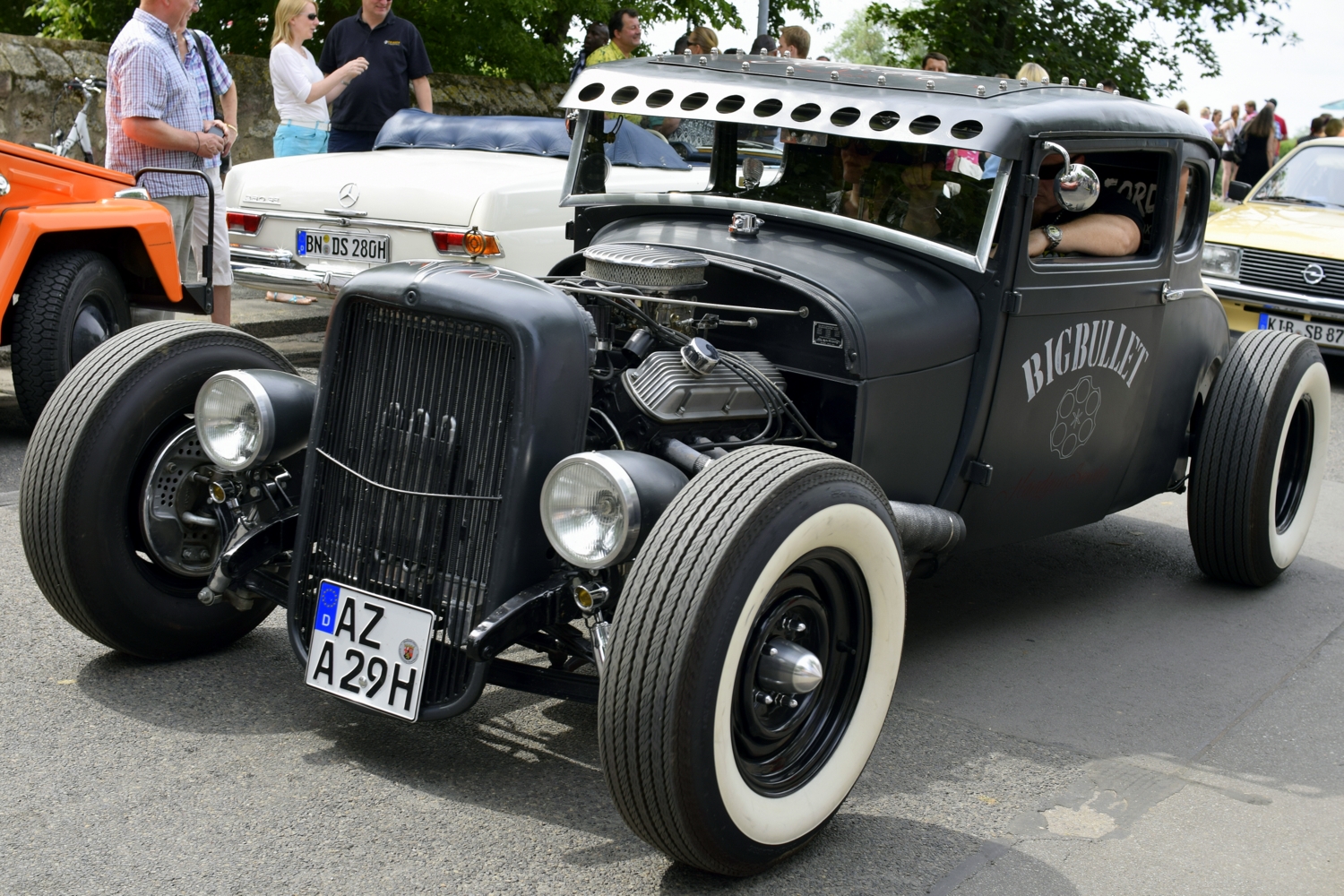 15. Klassikertreffen an den Opelvillen Rüsselsheim/Main