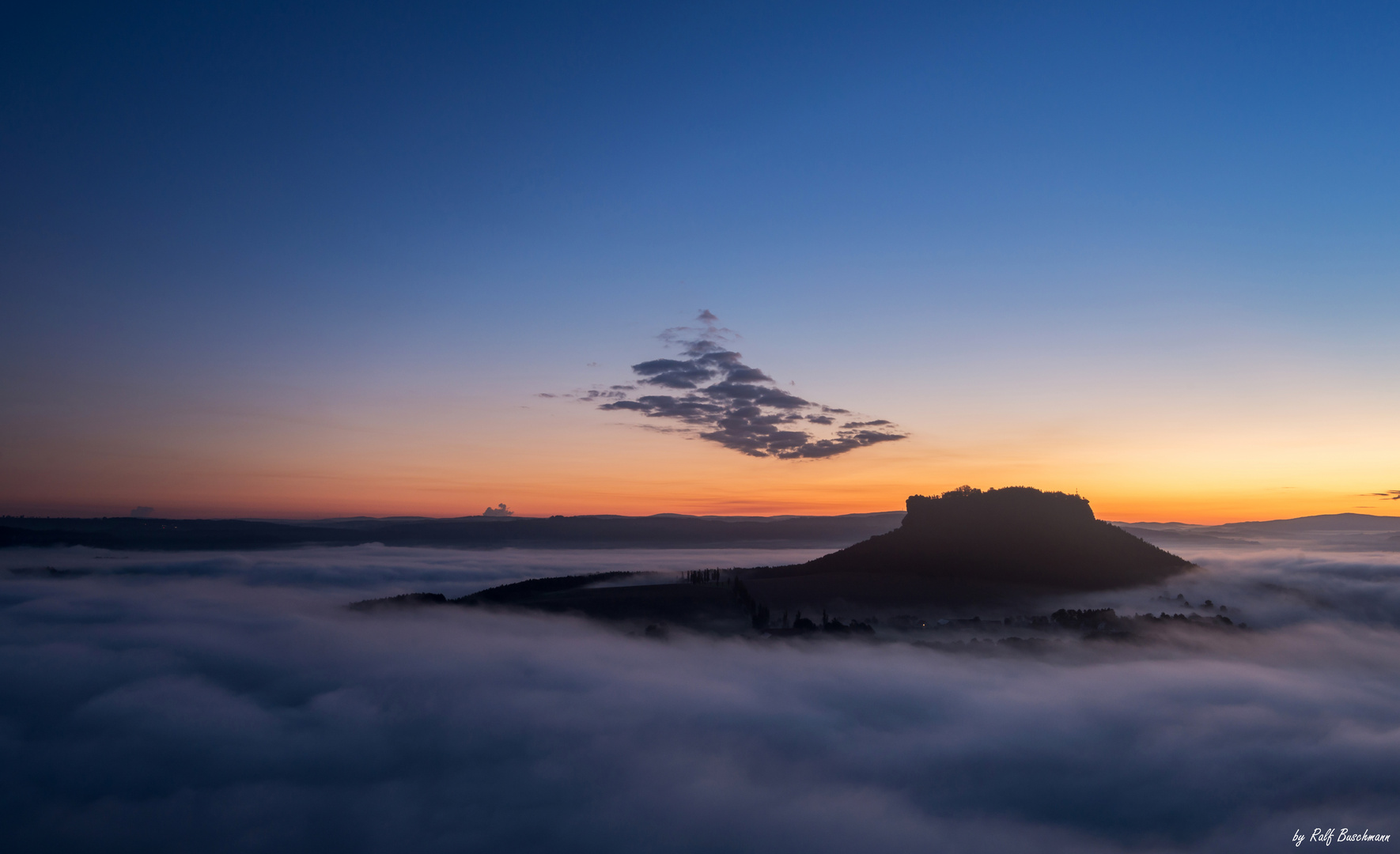 15 Minuten vor Sonnenaufgang