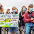 1500 Menschen beim Klimastreik von Fridays for Future in Rostock