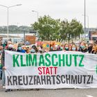 1500 Menschen beim Klimastreik von Fridays for Future in Rostock