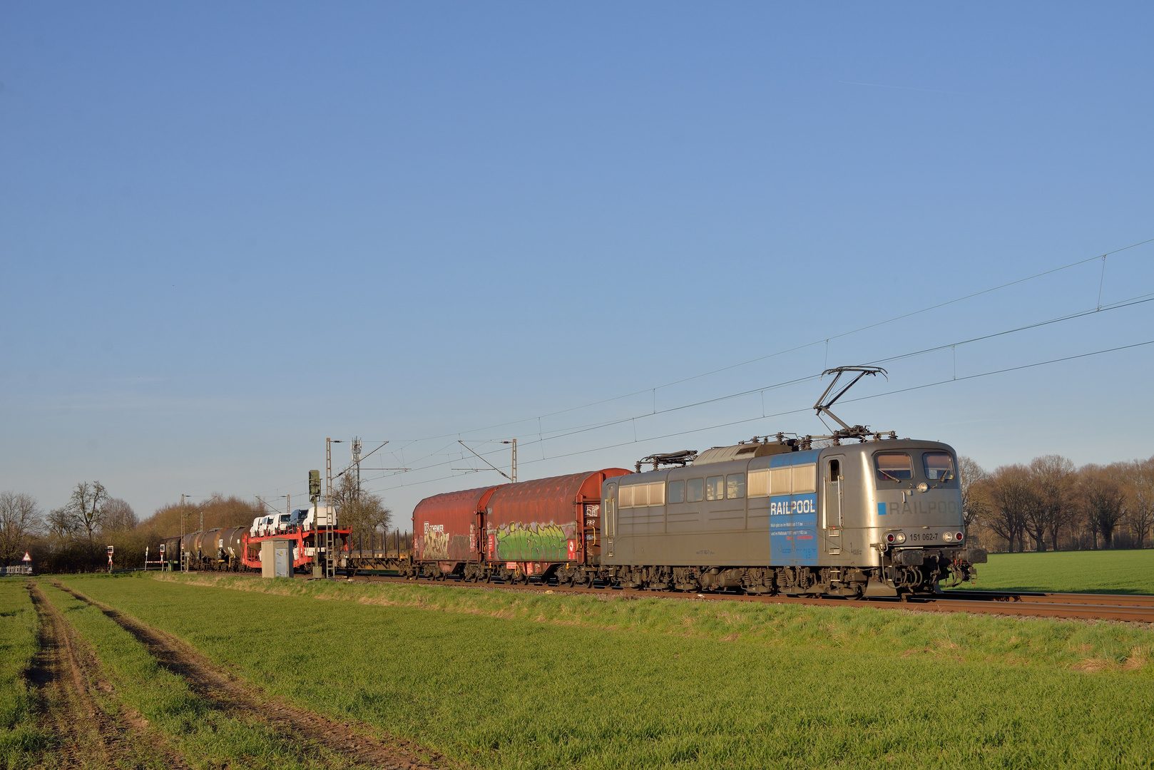 151 062-7 --Railpool-silber-- am 29.03.21 in Kamen Werver Heide