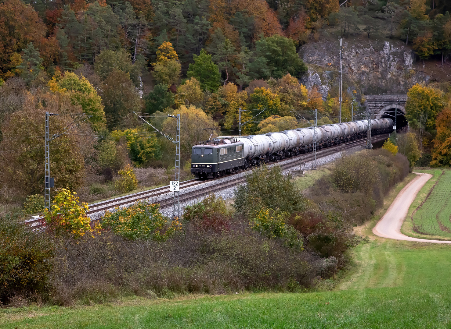 151er am Esslinger-Berg-Tunnel 