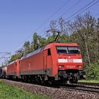 152 043-6 DB und ? vor einem gem. Güterzug