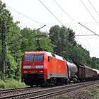152 061-8 DB mit einem gem. Güterzug