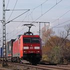 152 087-3 DB mit einem Containerzug